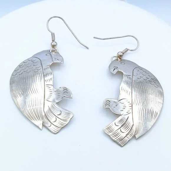 Vintage Silver Etched Bird Hawk Dangle Earrings - Picture 7 of 12